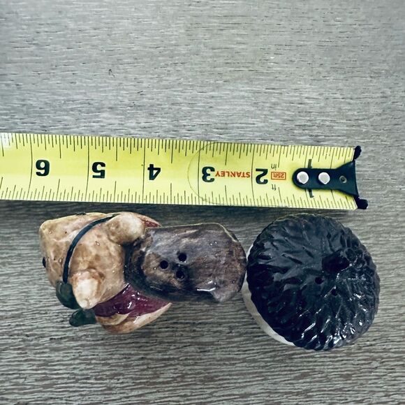 NWT Fall Winter Squirrel Acorn Salt & Pepper Shakers Set - Picture 5 of 6